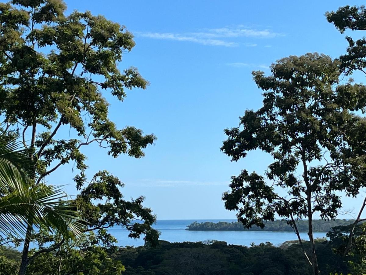 Hotel Los Cielos Del Caribe Cahuita Bagian luar foto